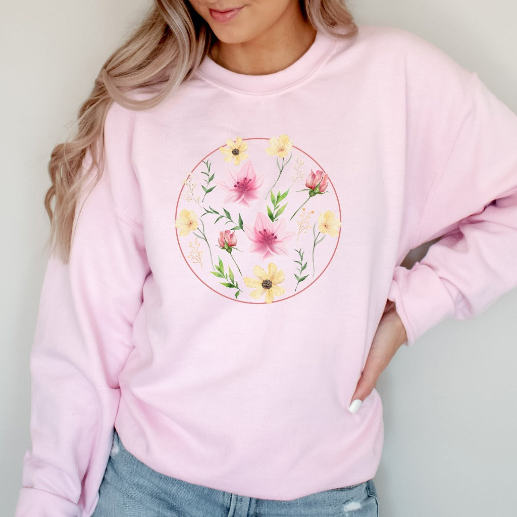 Wildflower Sweatshirt, Flower Crewneck, Flowers Lover Shirt, Wild Flowers Shirt, Floral Tshirt, Gift for Mom