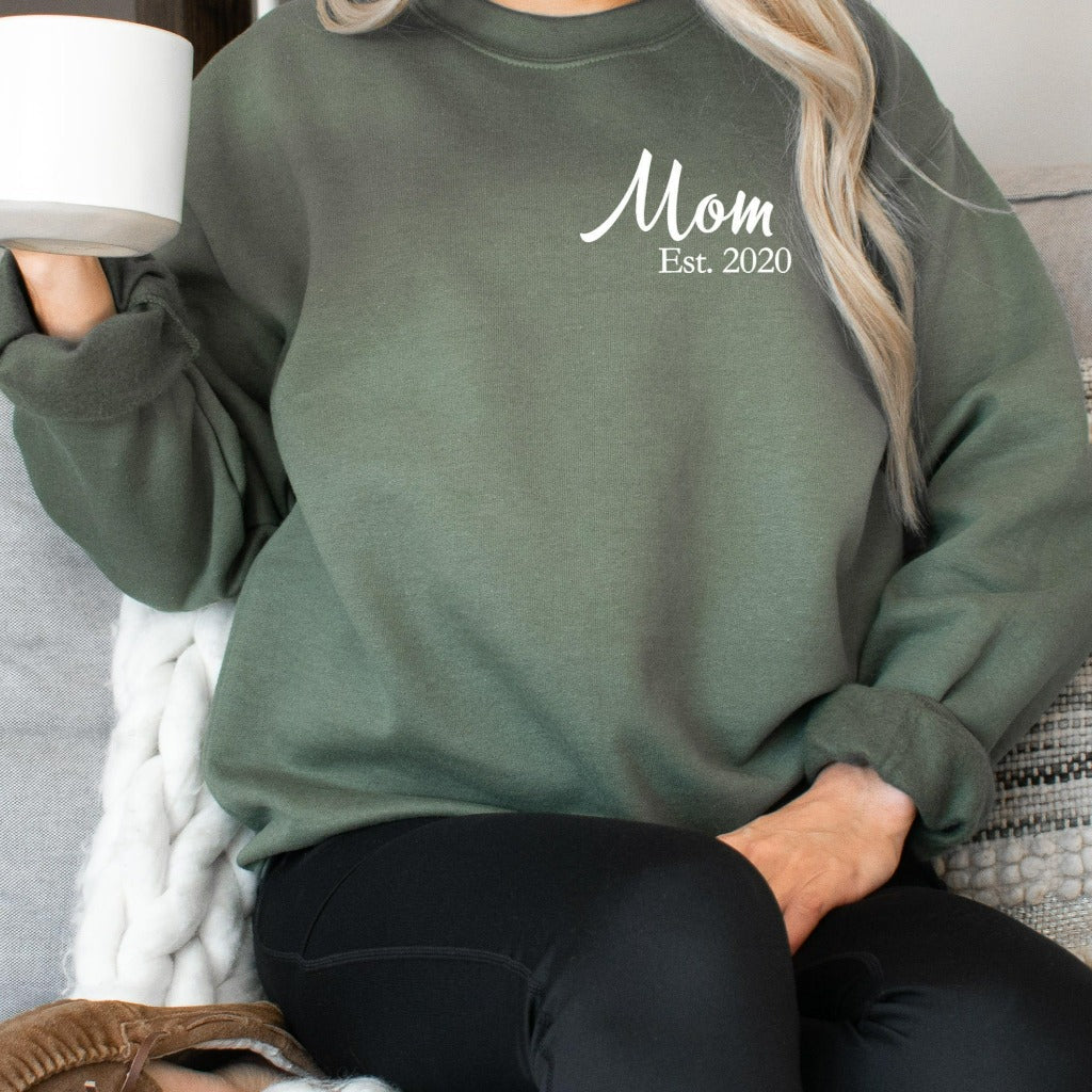 Mom Established 2022, New Mom Crewneck Sweatshirt, New Mom Gift, Mom Hospital Outfit