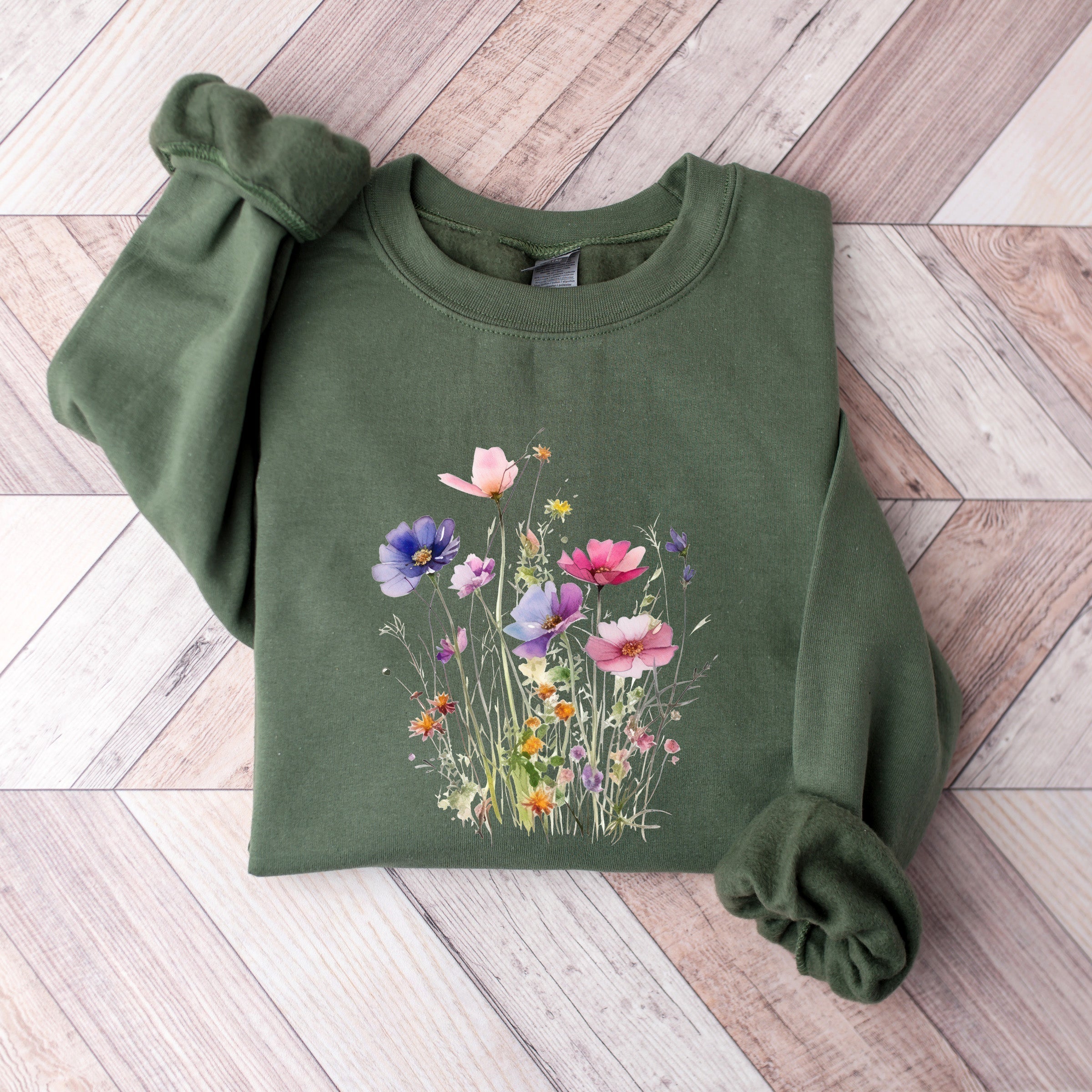 Vintage Pressed Wildflower Sweatshirt: Boho Cottagecore Floral Crewneck